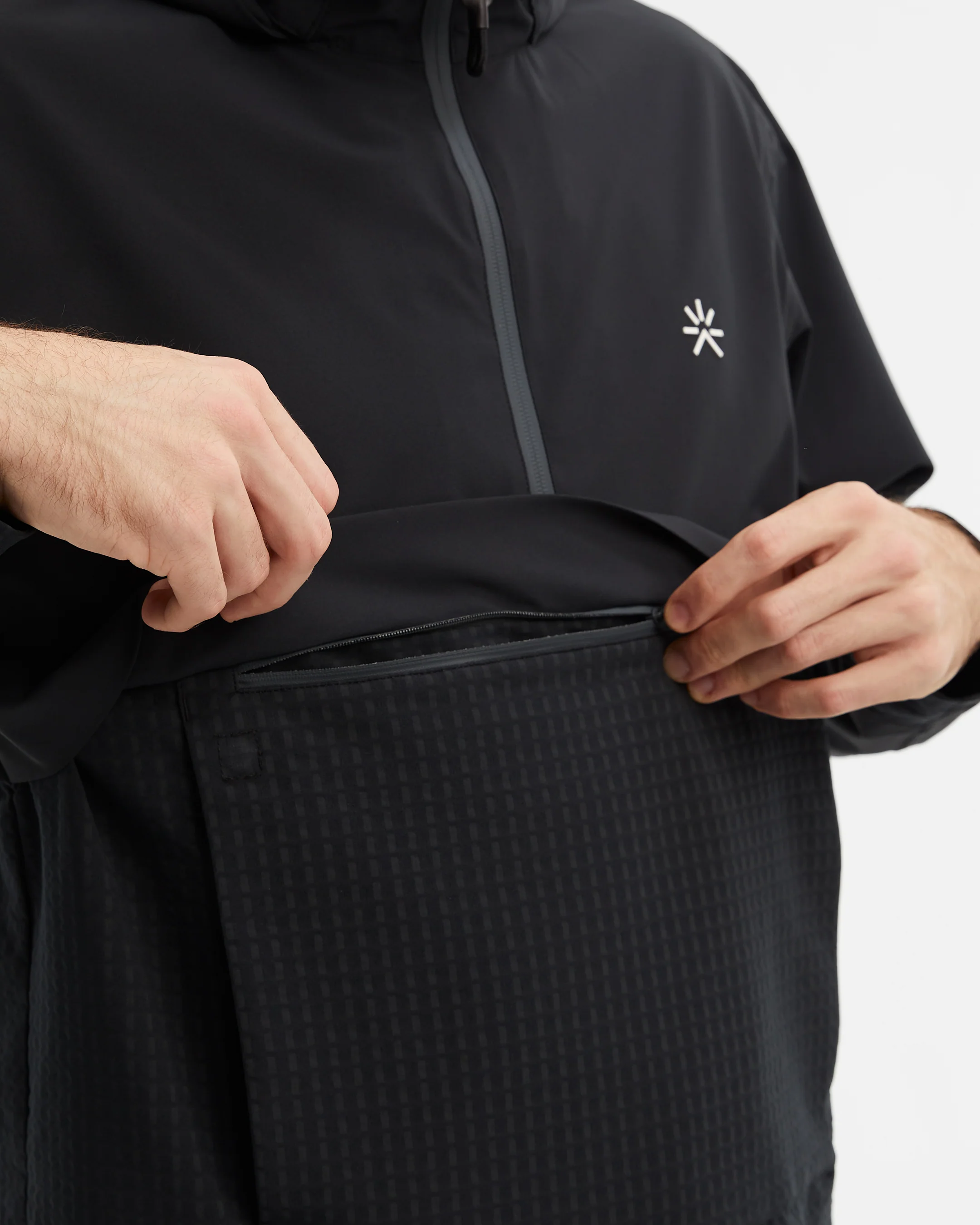 Men's NS40 Light Jacket Core Black - Image 5