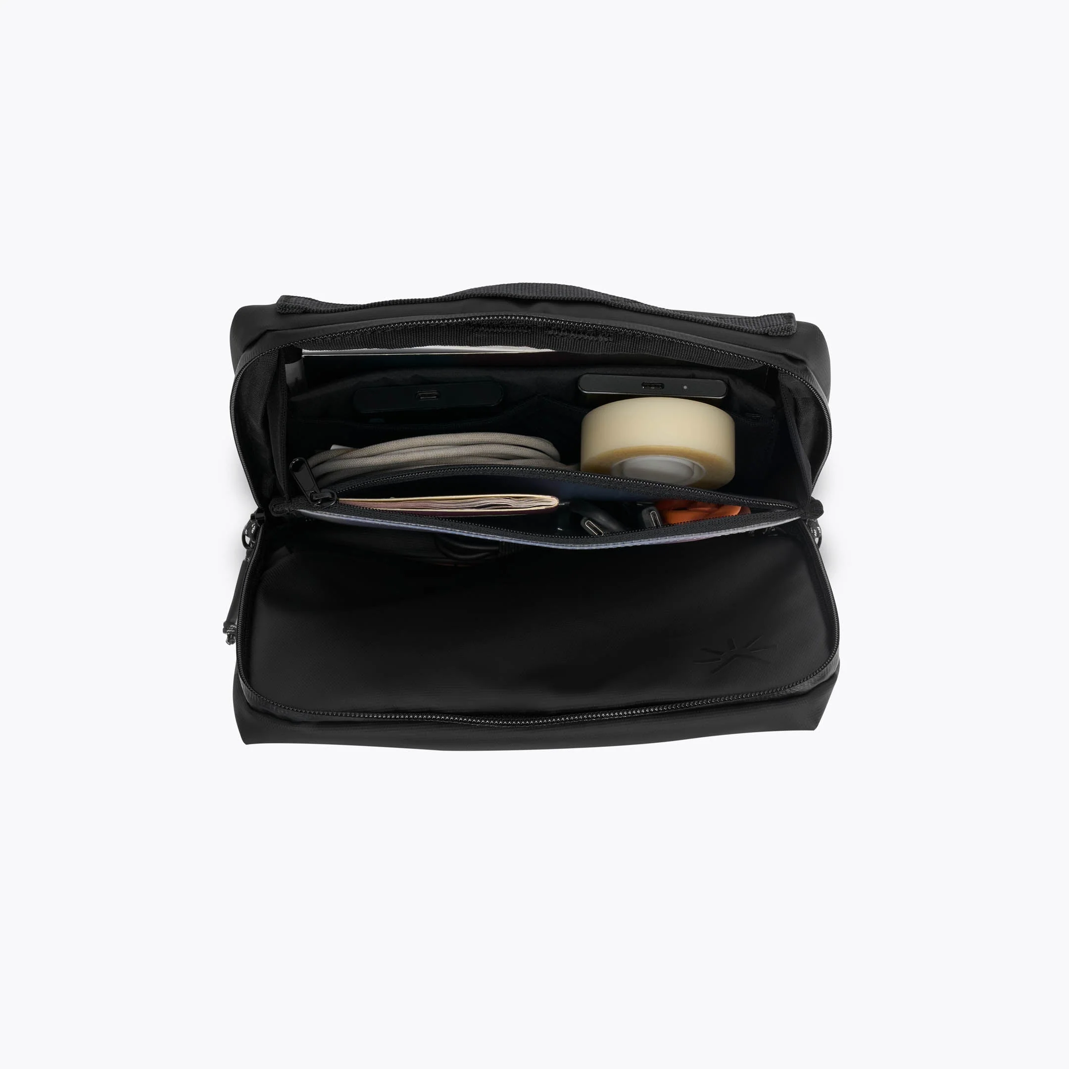 SEE Toiletry Bag Alloy - Image 4